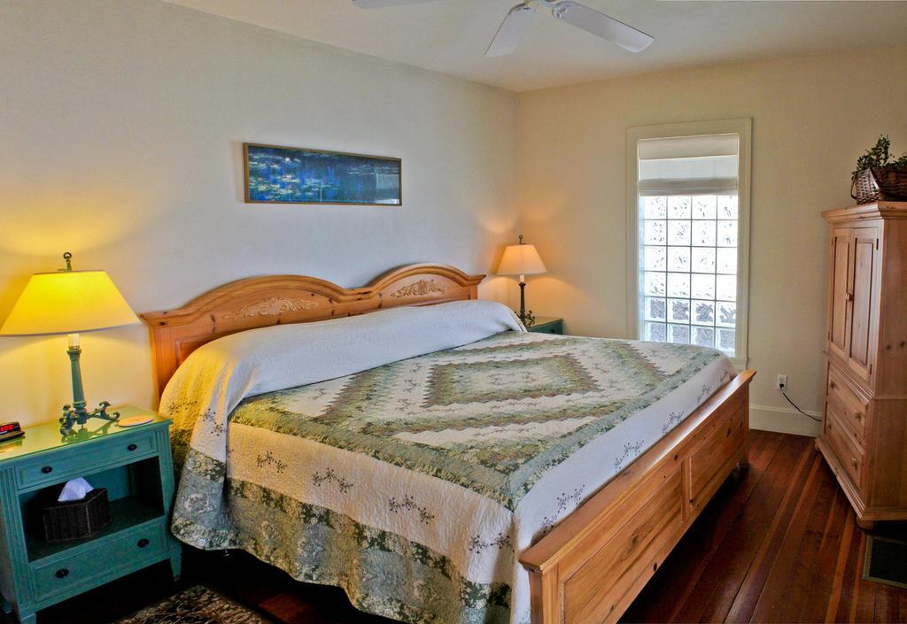 Night Swan Intracoastal Bed & Breakfast 뉴스머나비치 외부 사진