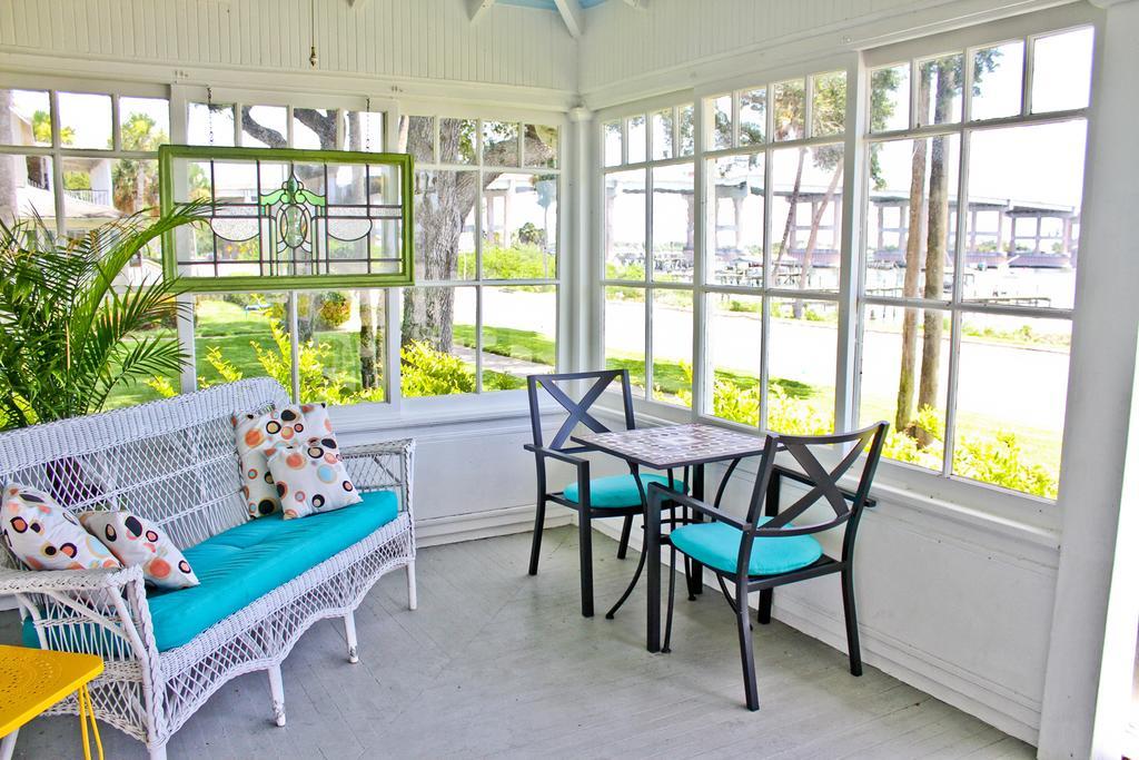 Night Swan Intracoastal Bed & Breakfast 뉴스머나비치 외부 사진